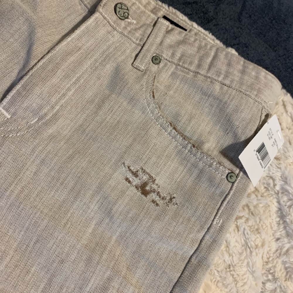 Adriano Goldschmied Shorts - Picture 3 of 8